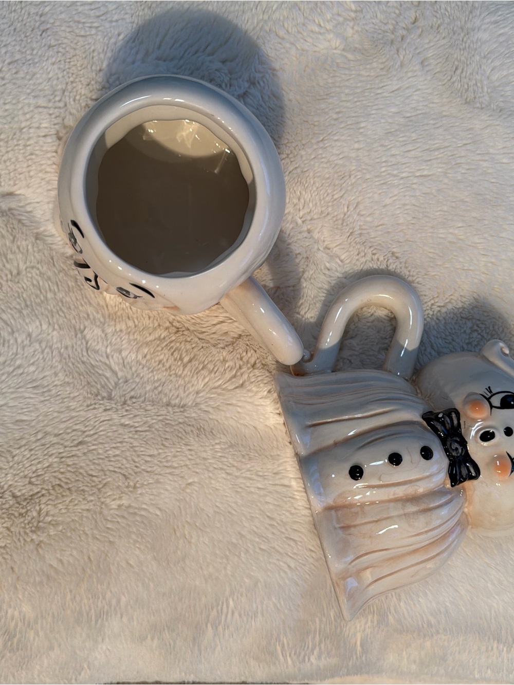 Johanna Parker Halloween Ghost Mug Set - Picture 3 of 3